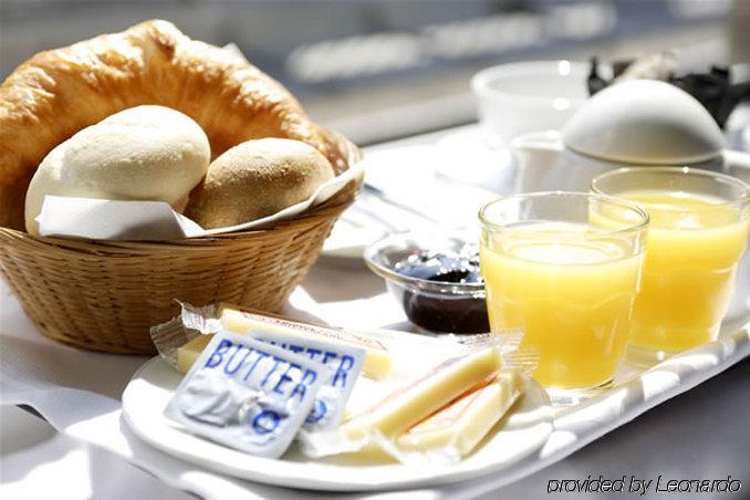 G-Hotel Goldenes Schwert Zurich Restaurant photo